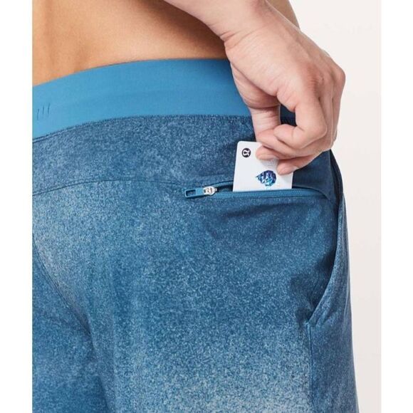 LULULEMON ATHLETICA T.H.E. Short 'Linerless 9' Updated Fit Size Medium - Picture 4 of 6